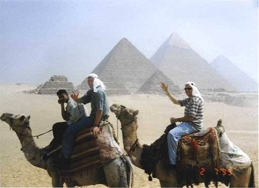 cairopyramidsbjcamelback.jpg (20928 bytes)