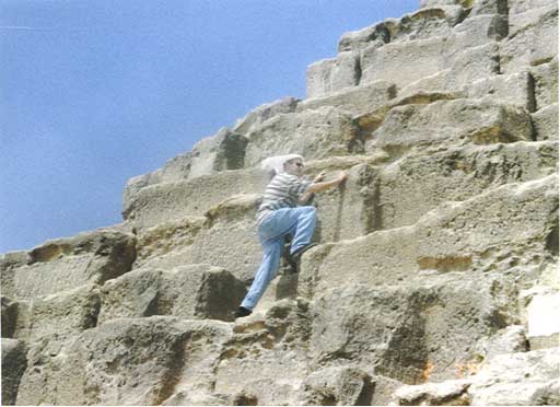 cairopyramidsclimbingjosh.jpg (35421 bytes)
