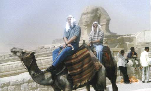 cairosphinxbjcamelback.jpg (20220 bytes)